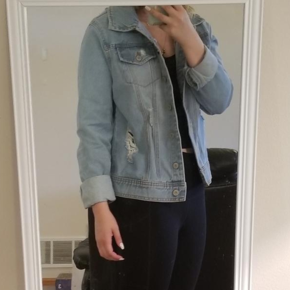 Distressed Denim Jacket - Picture 4 of 8